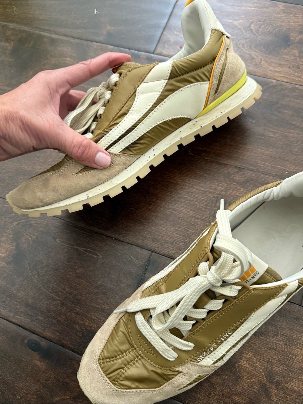 Oncept Toronto Sneakers - Picture 8 of 12